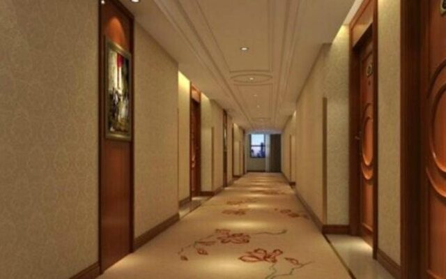 Vienna Hotel Shenzhen Songgang Metro Station
