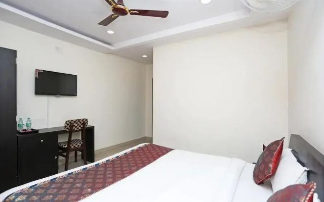 OYO Flagship 121 Hotel Sahu