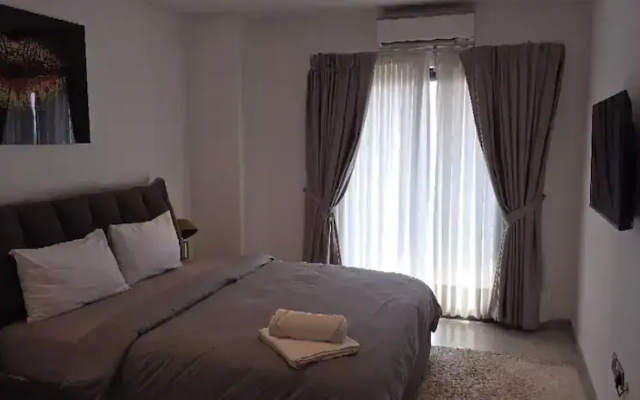 The Signature Apartments