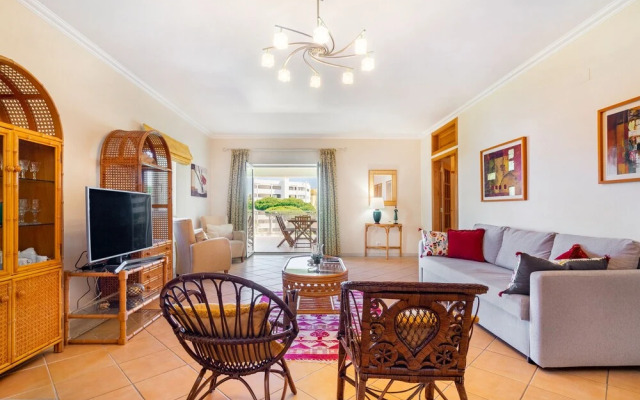 Vilamoura Family Apartment