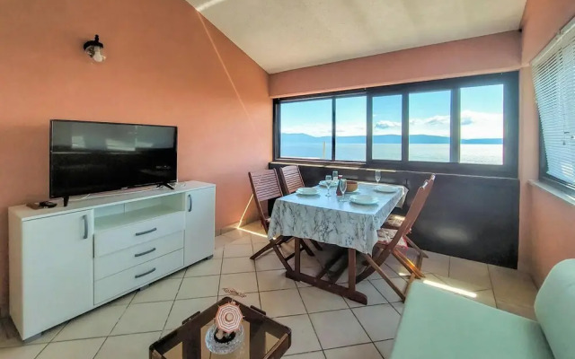 Nice Apartment in Labin With Wifi and 2 Bedrooms