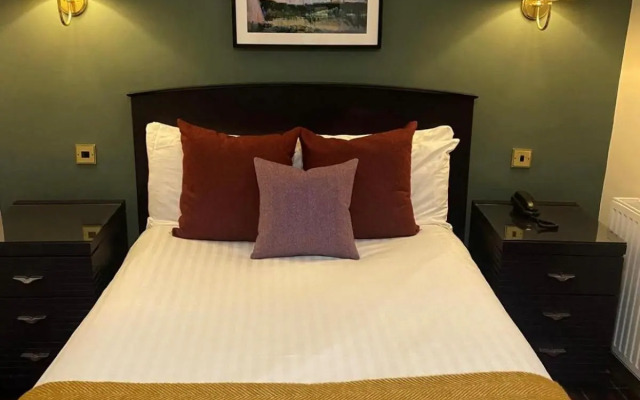 The Royal George Hotel