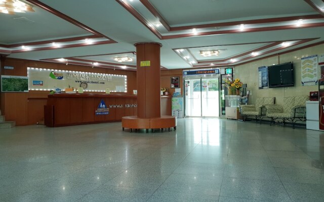 Sorak Y Hostel