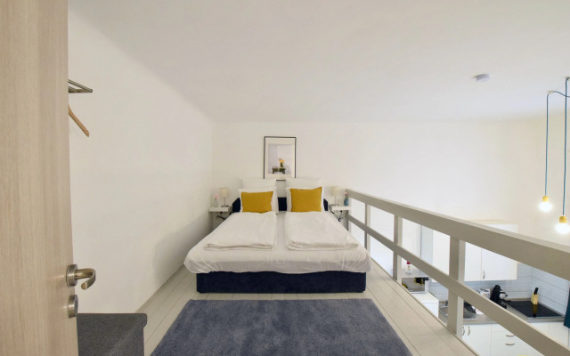 Robinia Apartment