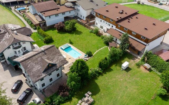 Birkenvilla Ferienhaus mit 4 Schlafzimmern für 9 Personen