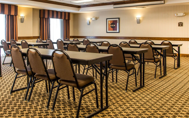 Comfort Suites Oshkosh