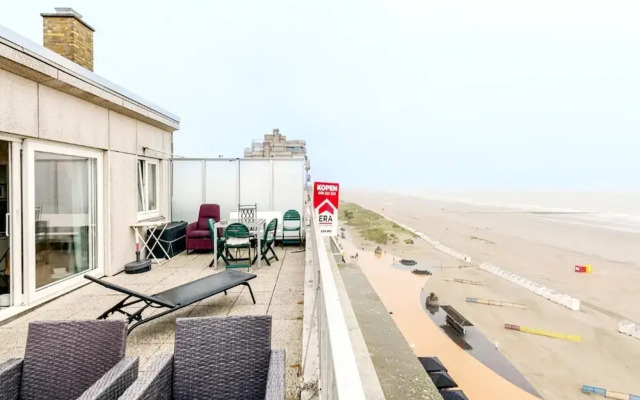 Apartment in Nieuwpoort Near the Beach