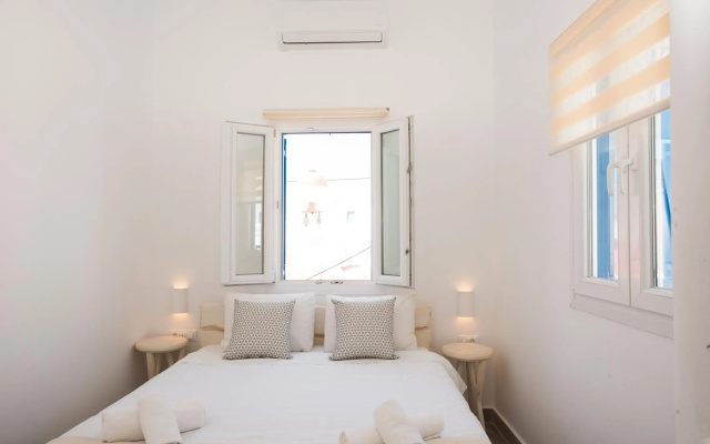 Eleanna's Mykonos