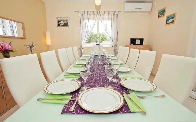 Amazing Home in Lumbarda With Wifi and 6 Bedrooms