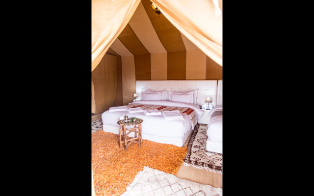 Room in Bungalow - Saharian Luxury Camp Deluxe Familly Quadriple