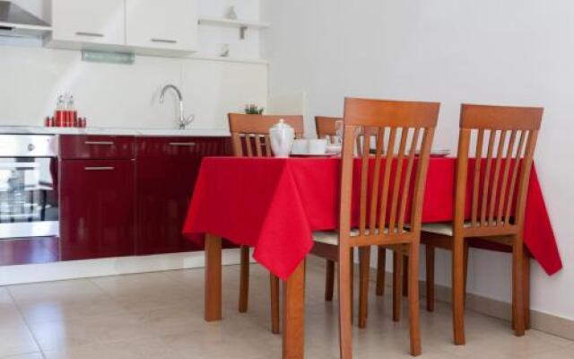 Apartment Chermesinus A57