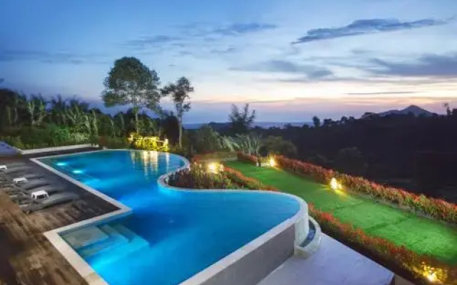 Giriwood Hotel & Villa