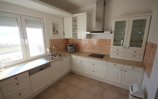 Apartment Maris With Nice sea View