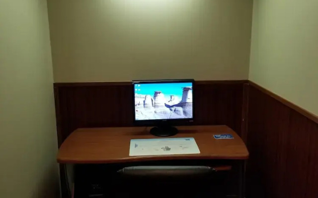 Travelodge Edmonton Airport