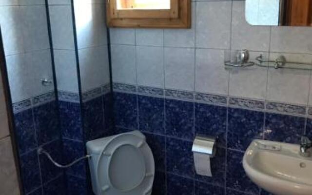 Mama Emiliya Guest House