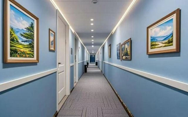 Qianshi Jinsheng Hotel