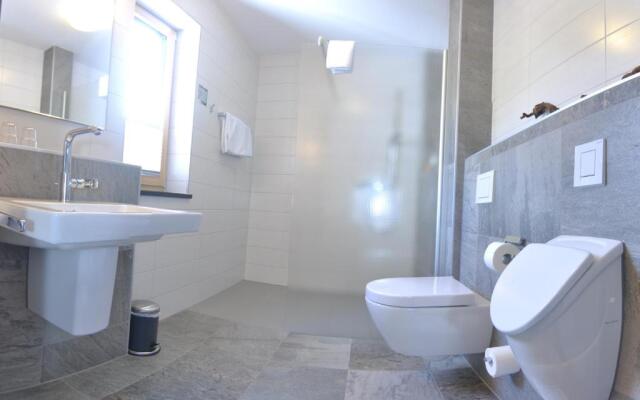 Weinhaus am Schieferfels