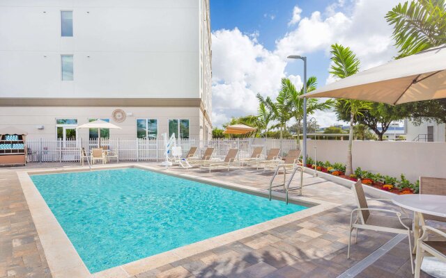 Wingate By Wyndham Miami Airport