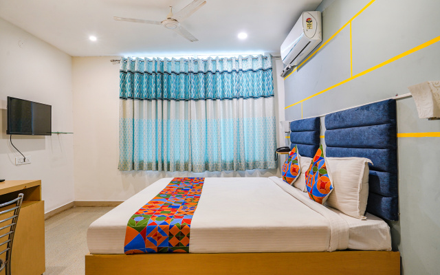 Fabhotel Jkc Grand