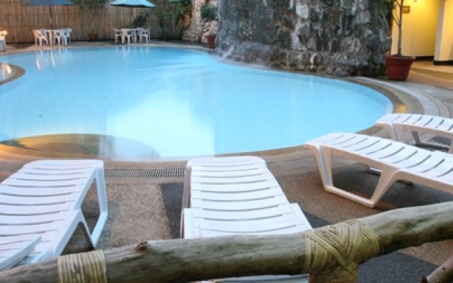 The Legend Hotel Palawan