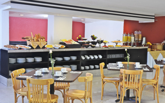 Hotel PF