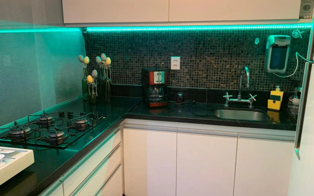 Maravilhoso apartamento 2 quartos vista mar no Ondina Apart