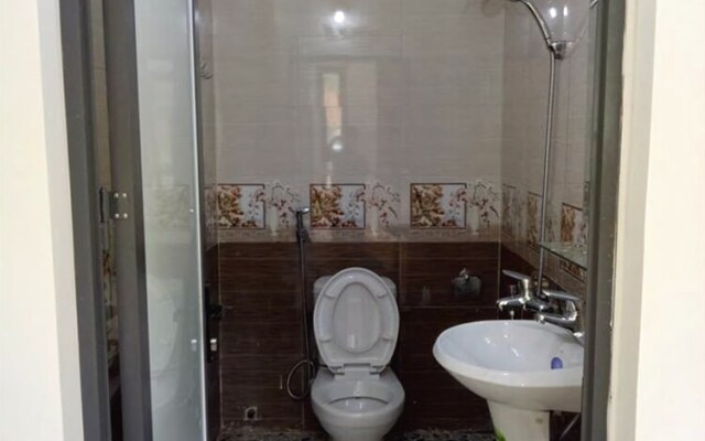 Anh Duc Hotel