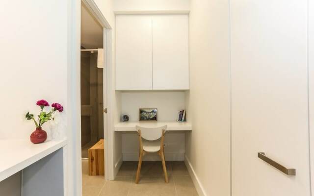 Highrise Apartment At Olympic Park
