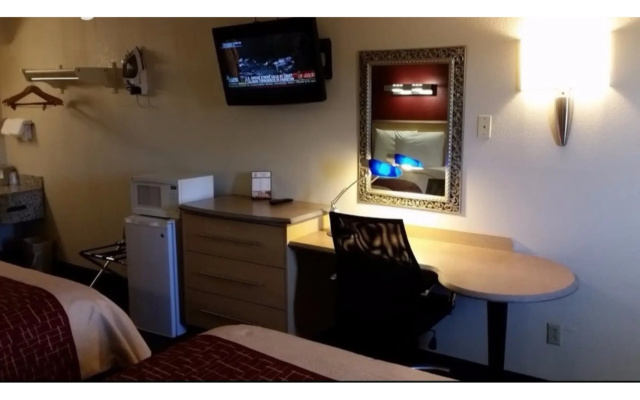 Rodeway Inn Fort Wayne Hotel