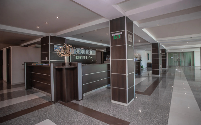 Hotel Amfibia Beach