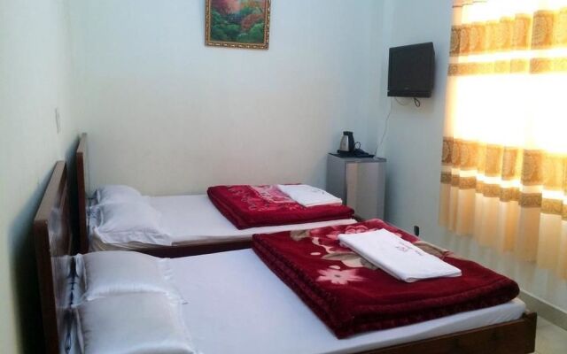 Hoang Thang Hotel