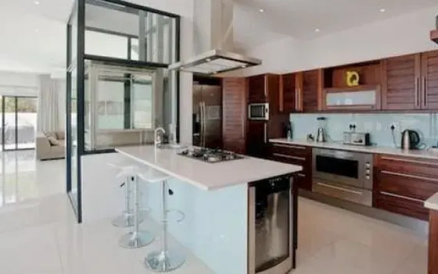 43 Central Drive