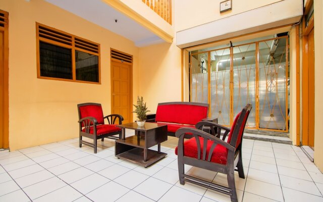 SPOT ON 2880 Wisma Larasati