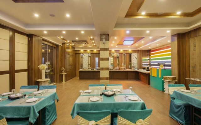 OYO Premium Bani Park