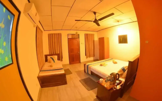 Royal Waves Negombo