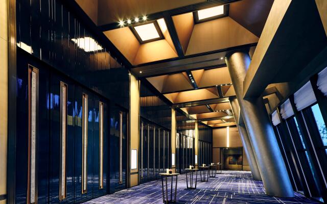 InterContinental Shanghai Wonderland by IHG