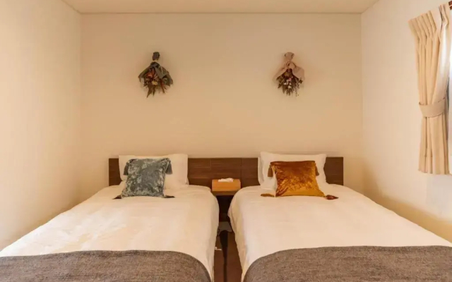 Bijou Suites Century