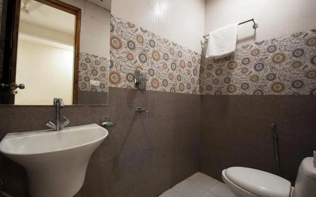 Hotel Milan by Foxi Group Near Delhi Airport