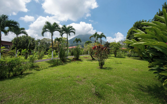 Sueno Dorado Hot Springs Hotel