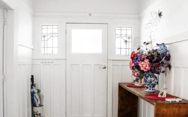 Charming 1920s Villa on Bealey Ave