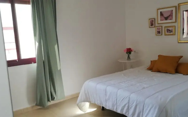 Golf Fields Apt, Seaview, Pool, Free Parking