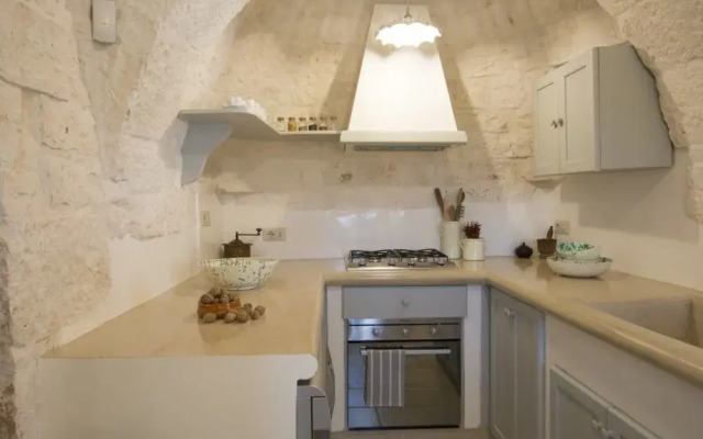 Trulli Laetitia