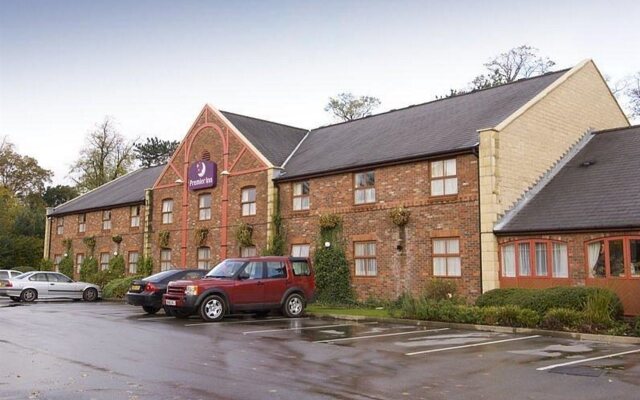 Premier Inn Macclesfield North