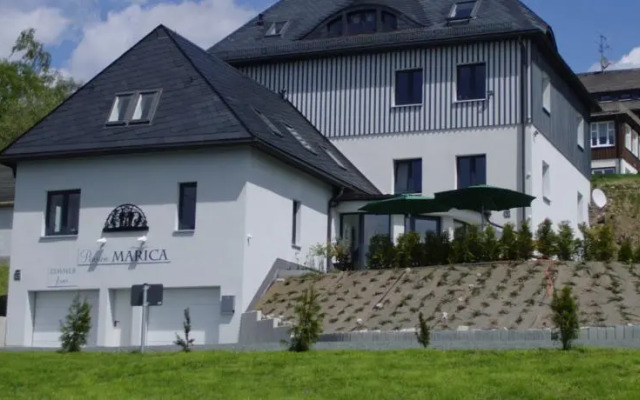 Pension-Marica