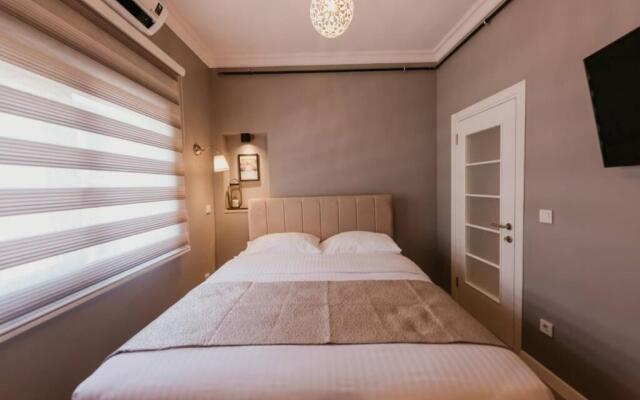 Galadoo Suites 4th Floor