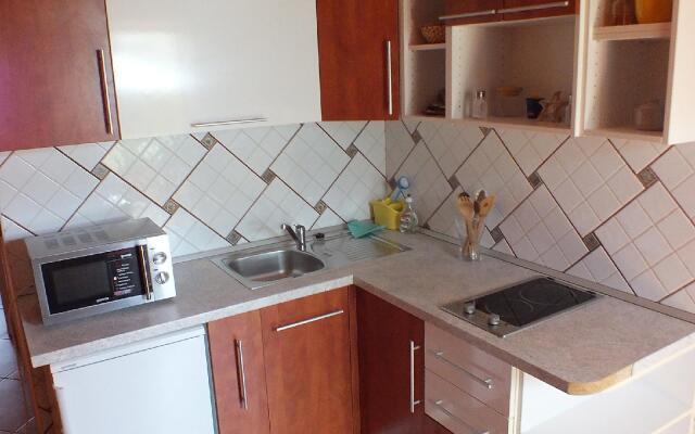 Studio Maris One Bedroom