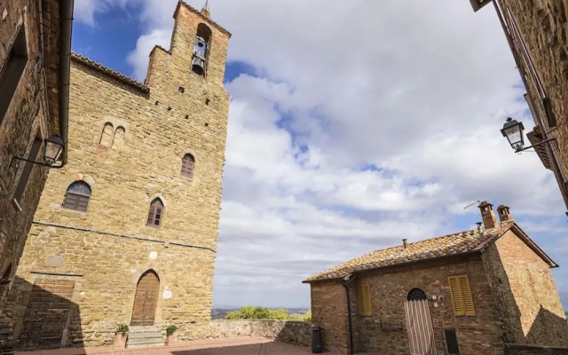 Olive Branch Apt In Farmhouse With Pool