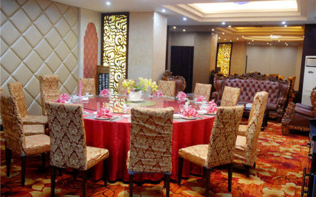 Xinyang Sunny Hotel