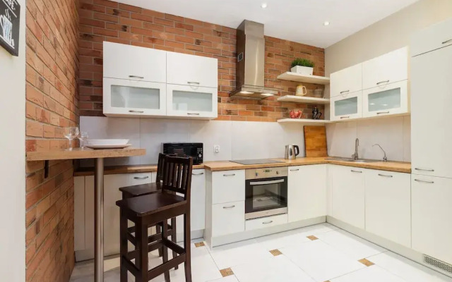 Apartment Brzozowa Krakow by Renters