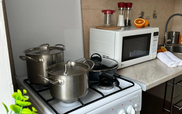 100 квартир на улице Леонова